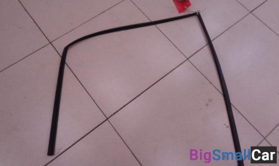 Уплотнитель стекла двери передней правой от Lifan X60 2012 - купить Оренбурге