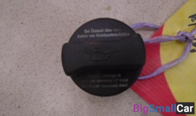 Крышка маслозаливной горловины от Volkswagen Jetta 5 2005-2011 - купить Оренбурге