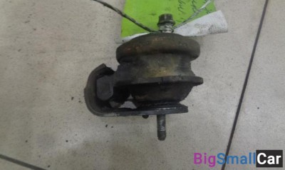 Опора двигателя правая от Suzuki Escudo 2005-2017 - купить Оренбурге