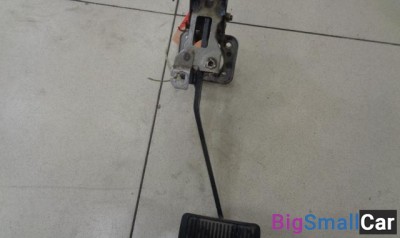 Педаль тормоза от Kia Sorento 2002-2009 - купить Оренбурге