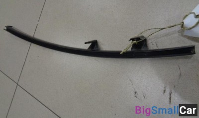 Направляющая стекла двери задней правой от Mitsubishi Mirage 5 1995-2003 - купить Оренбурге