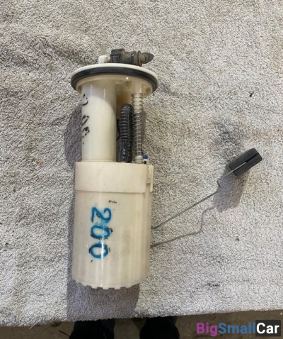 Насос топливный Митсубиси Миника Mitsubishi Minica - купить Оренбурге