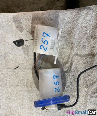 Насос топливный Toyota Auris 1.8 - купить Оренбурге