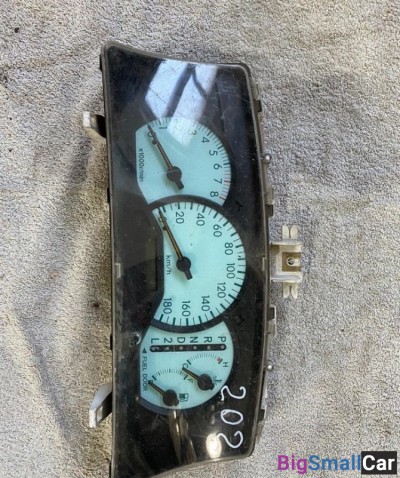 Панель приборов Toyota Corolla Spacio - купить Оренбурге