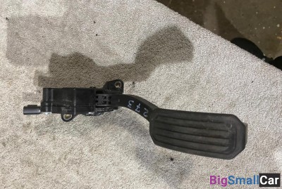 Педаль газа Toyota Camry 55 - купить Оренбурге