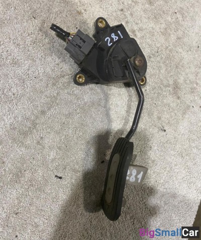 Педаль газа Nissan March K12 - купить Оренбурге