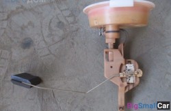 Датчик уровня наполнения лев. (16 Система подачи топлива) 16116768788