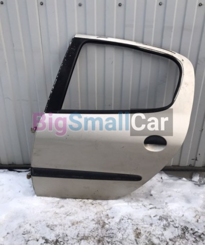 Задняя левая дверь Peugeot 206 1.4 - купить Оренбурге